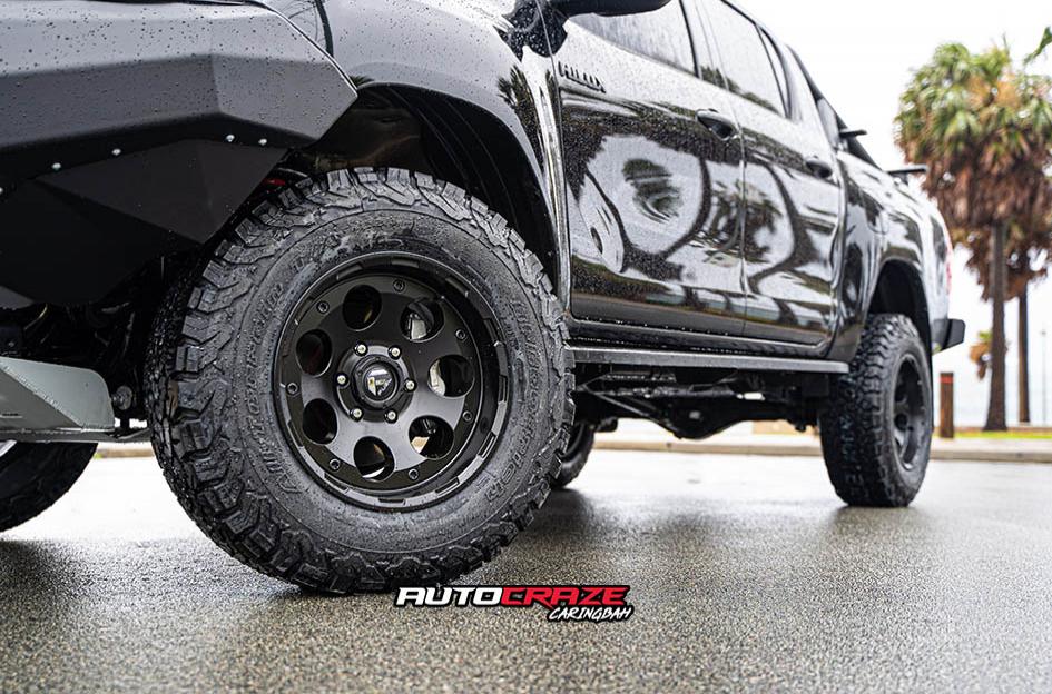TOYOTA HILUX N80 4WD ENDURO MATTE BLACK